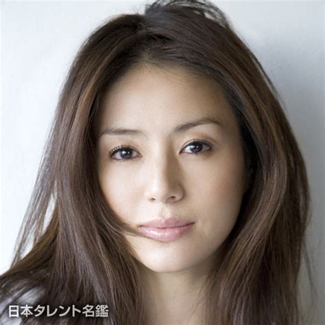 井川遥胸|【画像まとめ】女優・井川遥の美しすぎる表紙画像ま。